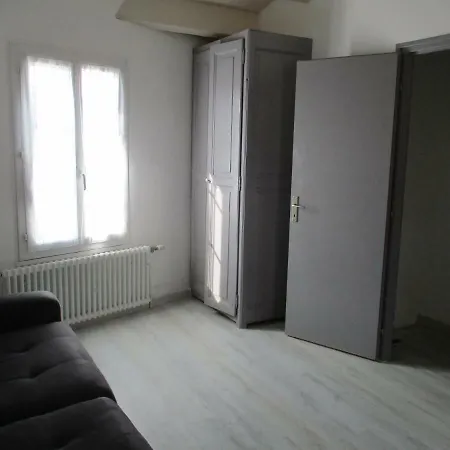 2 Pers Proche Et Commerces Holiday home